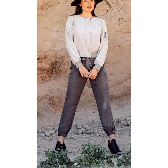 Marrakech Teri Tie Waist Cupro Silk Jogger Pants Black Snap Cuffs Size 29 Chic - Picture 13 of 14